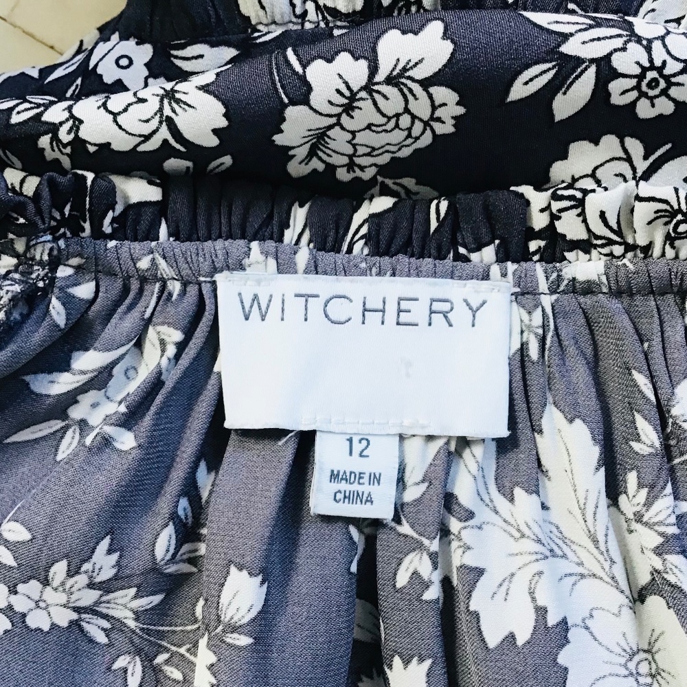 WITCHERY size 12 silky soft maxi dress in purple with white floral pattern - Picture 6 of 8